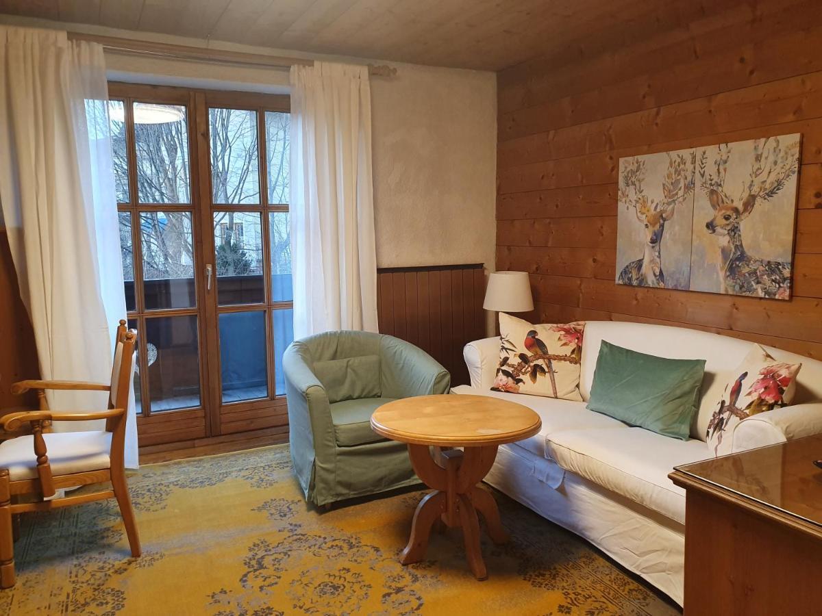 Appartement Pension Baeckenhaeusl Ferienwohnungen Chalets Huetten Komfortzimmer Uttendorf Exterior foto
